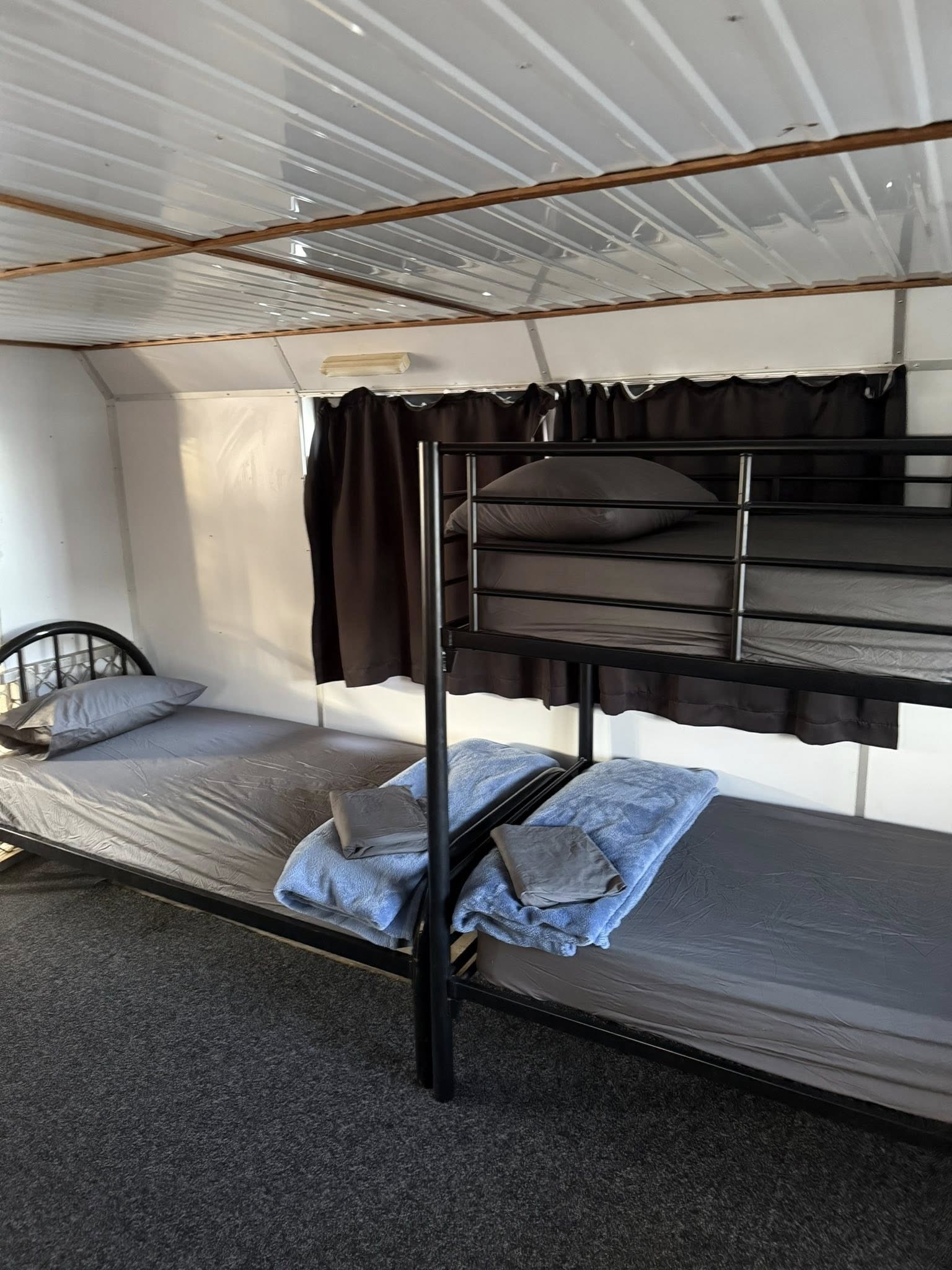 Borroloola House Boats